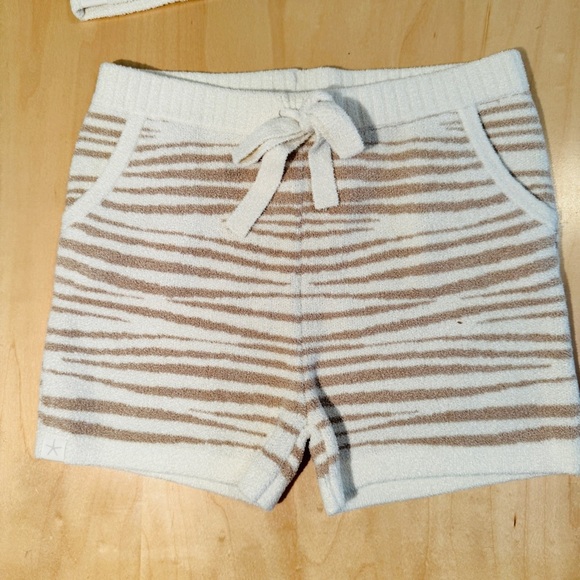 Barefoot Dreams Kids Beige and White Striped Pajama Set - Picture 3 of 11